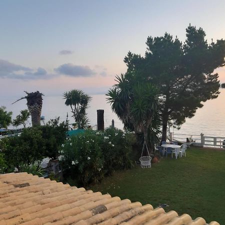 Villa By The Sea - Βίλα Πάνω Στη Θάλασσα Kávos Exteriör bild